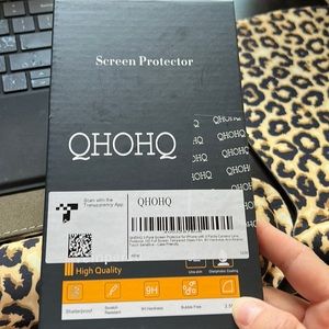 Iphone 13 screen protector